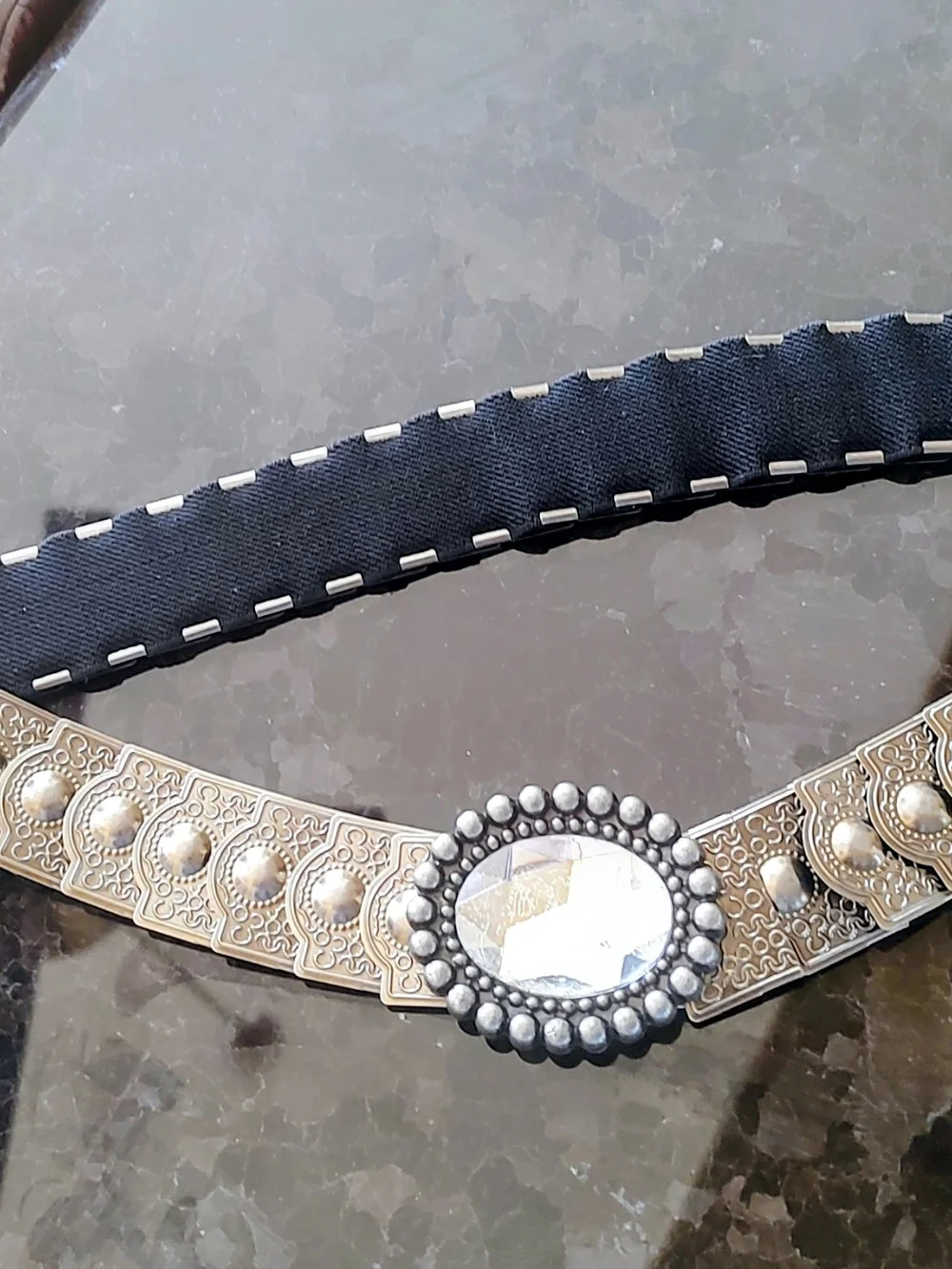 Decorative Silver-Tone Western Belt with Clear Oval Stone -